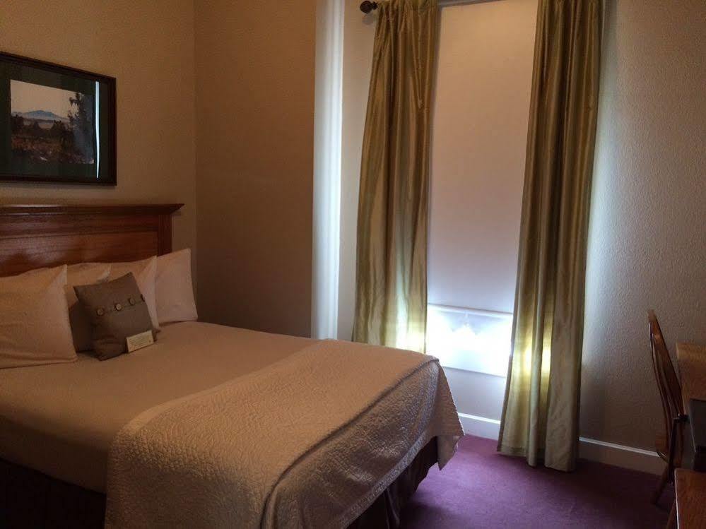 Heritage Inn 阿蒂西亚 外观 照片